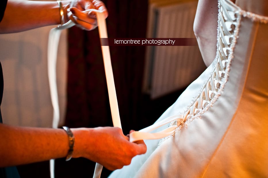 Wedding Dress Wedding Photographer in Portsmouth-Lemontree Photography