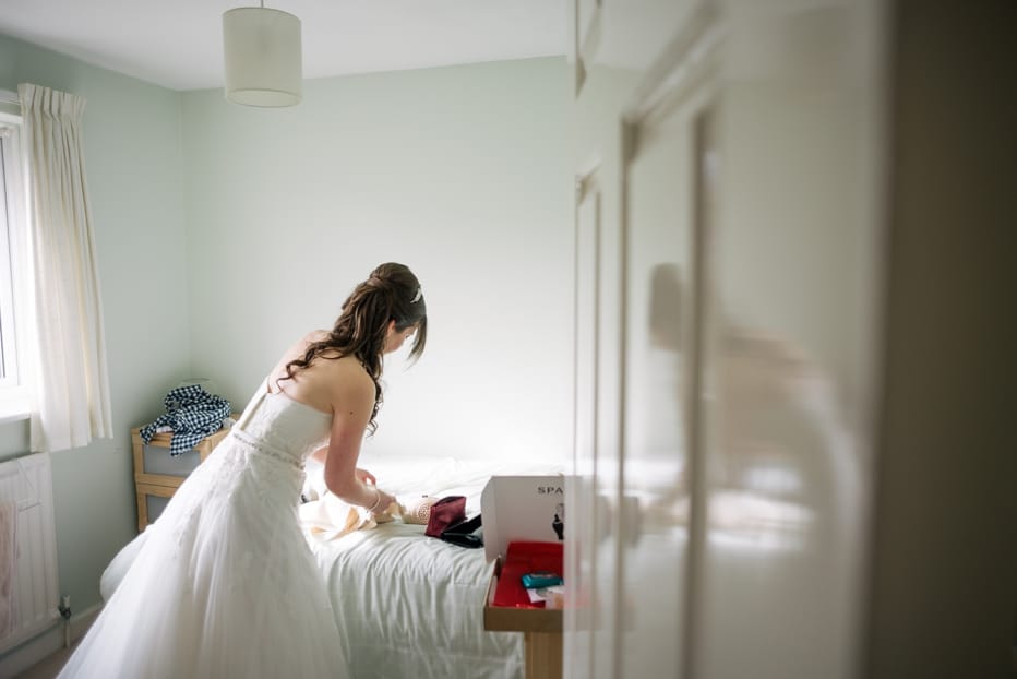 Bride getting ready in Southampton