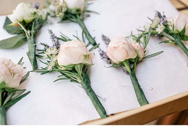 buttonholes