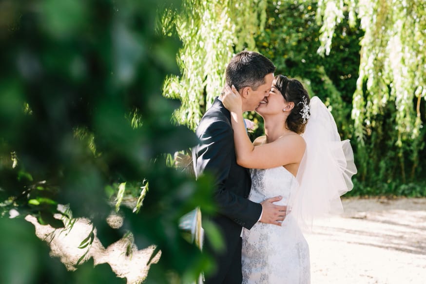 Romsey Wedding Photographer – Laura & Ally’s