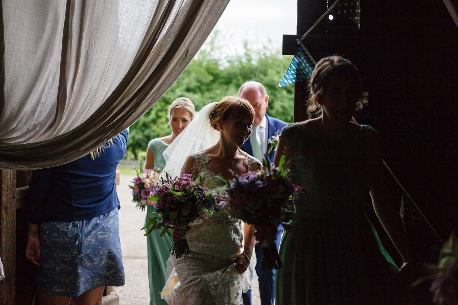 bride arriving to ceremony