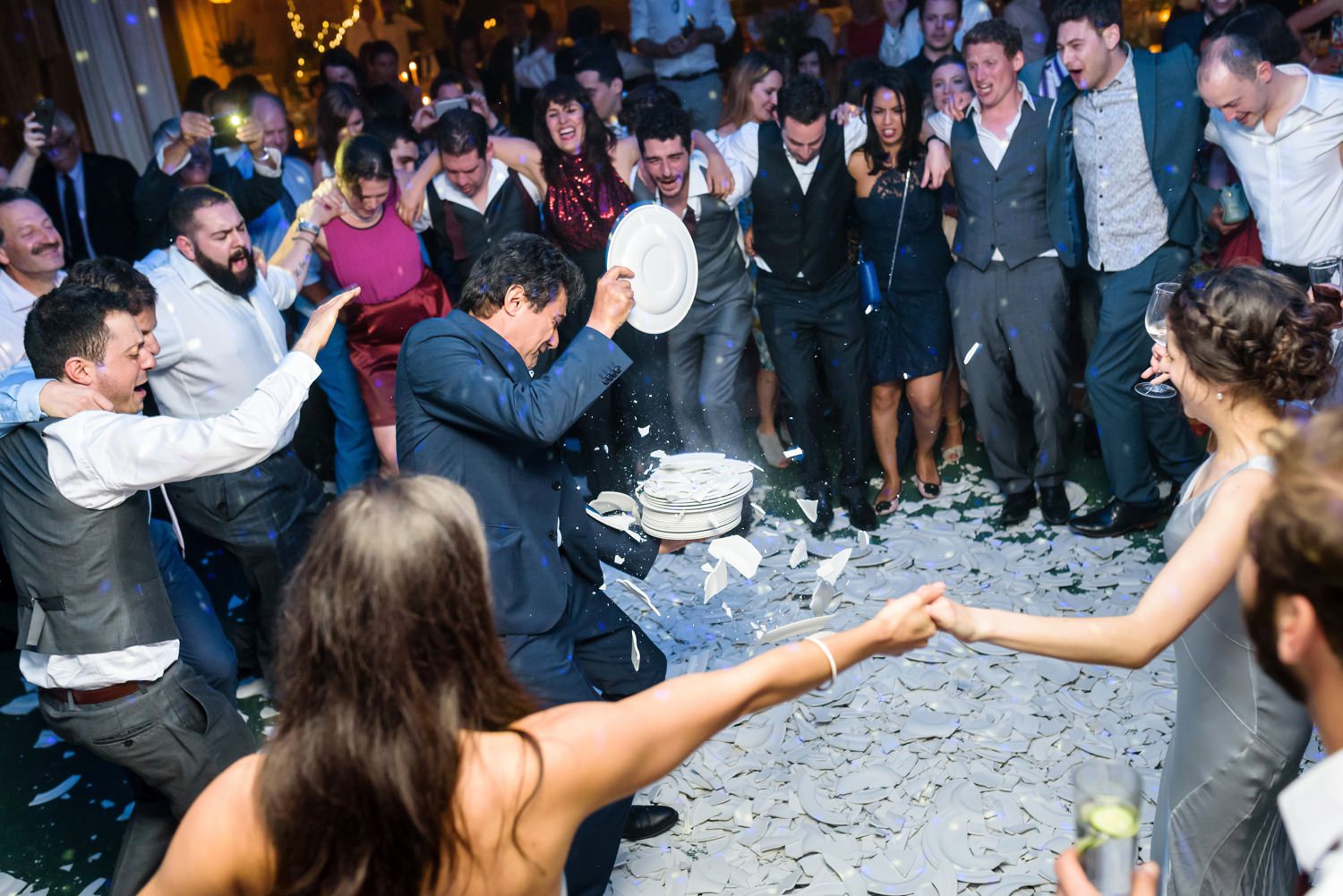 plate smashing at greek wedding
