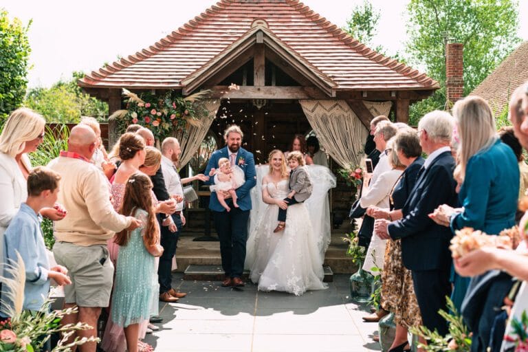 southend-barns-outdoor-wedding-ceremony