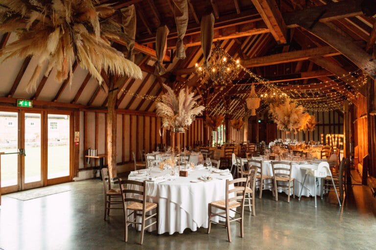 wedding-brekfast-southend-barns-wedding-venue